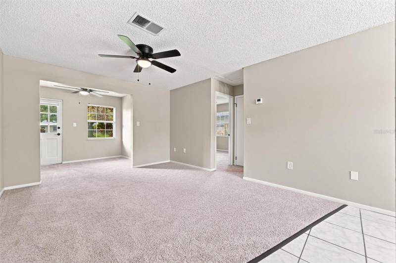 1 bedroom Condominium at 4215 E Bay Drive #405, Woodside Village Condo, Clearwater — photo 2