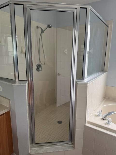 1117 Cambourne Drive, Kissimmee FL - photo 24 of 40