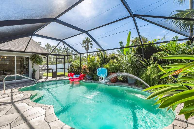 3 bedroom Single Family Residence at 23529 Dean Avenue, Port Charlotte Sec 015, Port Charlotte — photo 3