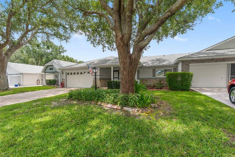 2 bedroom Villa at 8555 SW 93rd Street #C, On Top Of The World, Ocala — photo 3