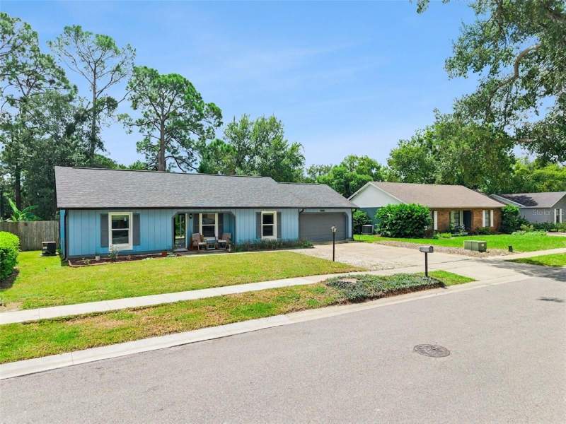 3 bedroom Single Family Residence at 203 Cottonwood Drive, Foxmoor Unit 1, Winter Springs — photo 3