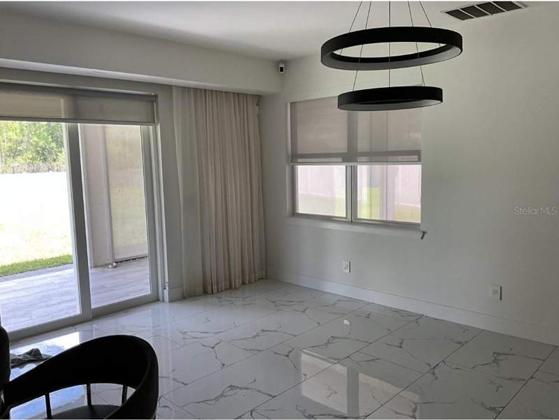 5 bedroom Single Family Residence at 6013 Fender Court, The Pointe At Hunters Creek, Orlando — photo 4