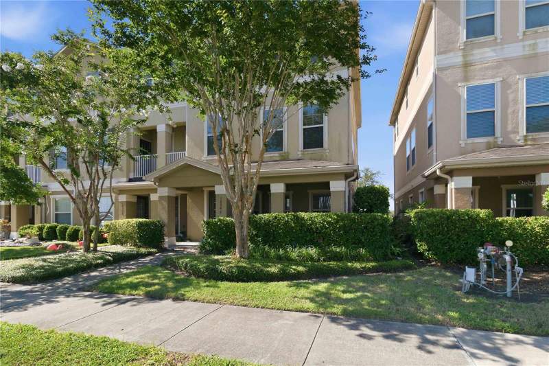 3 bedroom Townhouse at 10546 Green Ivy Lane, Overlook/East Park, Orlando — photo 2
