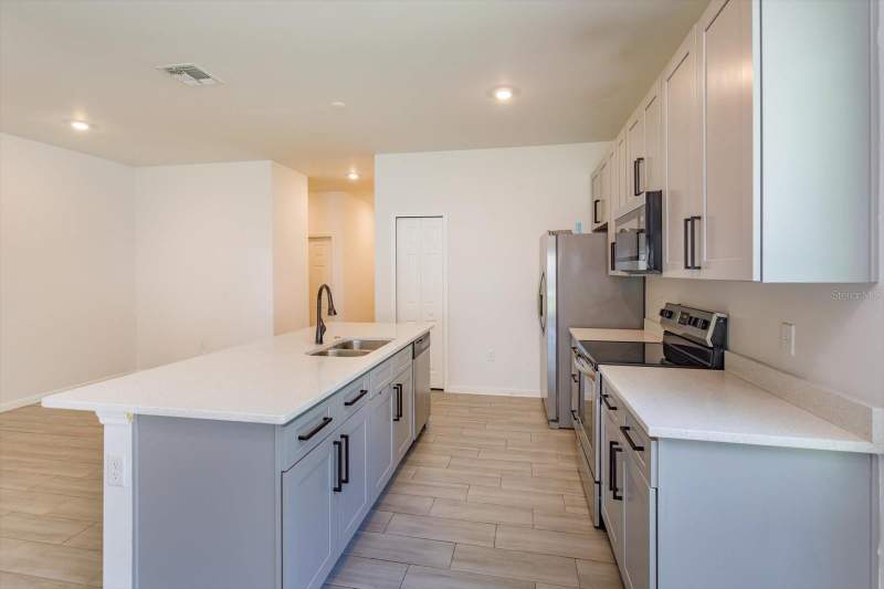 4 bedroom Single Family Residence at 1022 36th, Angebilt Add, Orlando — photo 5