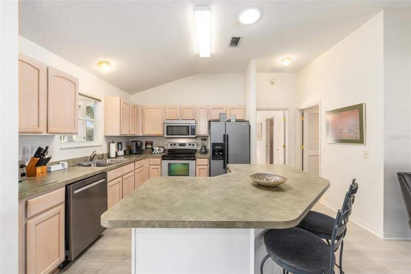 3 bedroom Single Family Residence at 8337 SE 176th Lawson Loop, Villages/Marion Un 58, The Villages — photo 3