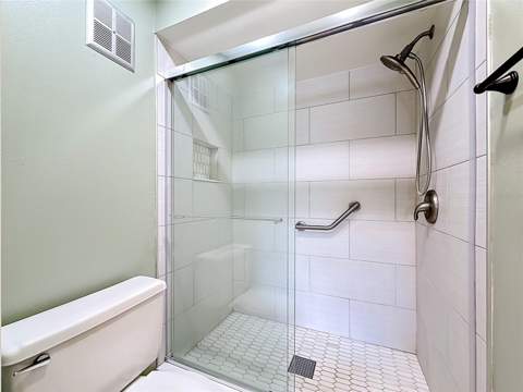 2733 Countryside Boulevard #105, Clearwater FL - photo 22 of 43