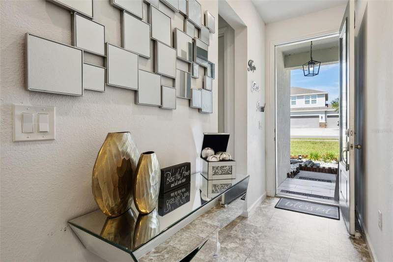 4 bedroom Single Family Residence at 31736 Broadwater Avenue, Seasons At Park Hill, Leesburg — photo 5