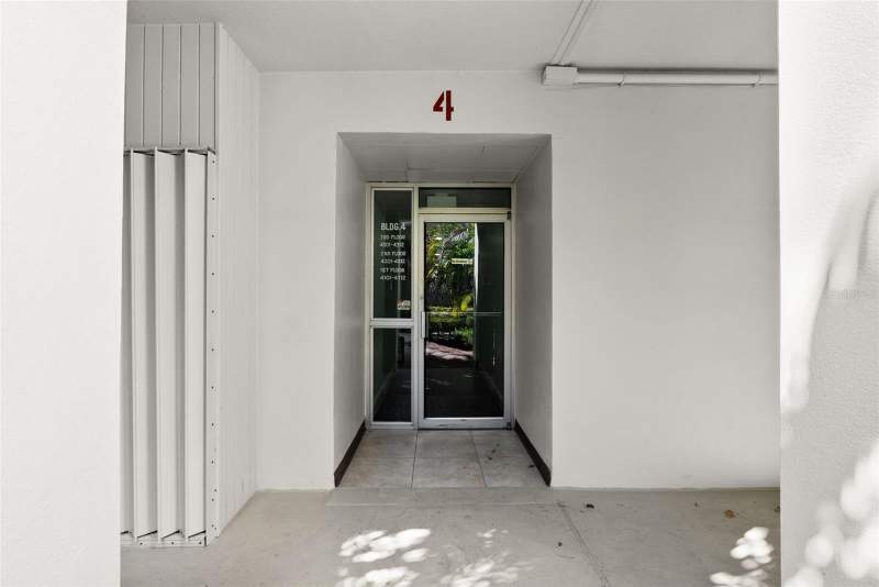 2 bedroom Condominium at 2700 Bayshore Boulevard #4106, Mediterranean Manors, Dunedin — photo 3