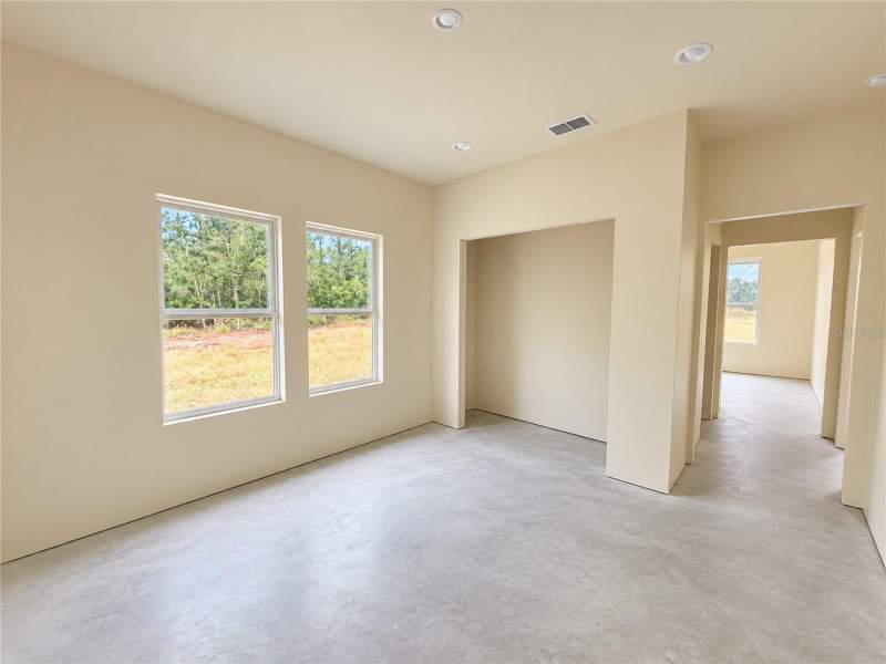5 bedroom Single Family Residence at 5025 SW 179th Place, Marion Oaks Un Six, Ocala — photo 3