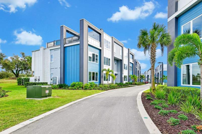 3 bedroom Condominium at 7740 Sandy Ridge Drive #113, Spectrum/Reunion Ph 3, Reunion — photo 3