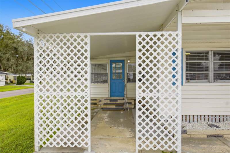 3 bedroom Mobile Home at 4722 Autumn Palm Drive, Winters Sub, Zephyrhills — photo 4