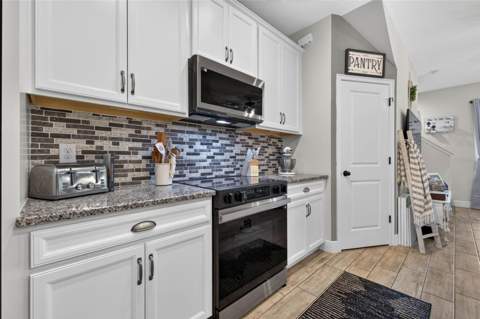 6231 Scarlet Darter Way, Tampa FL - photo 9 of 30
