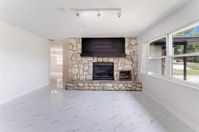 3 bedroom Single Family Residence at 712 OAK LANE, GROVELAND LITTLE OAKS, GROVELAND — photo 5
