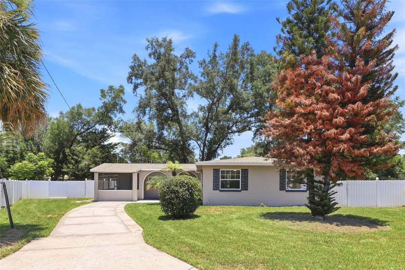 3 bedroom Single Family Residence at 511 Oxford Court, Crystal Lake Terrace, Orlando — photo 2