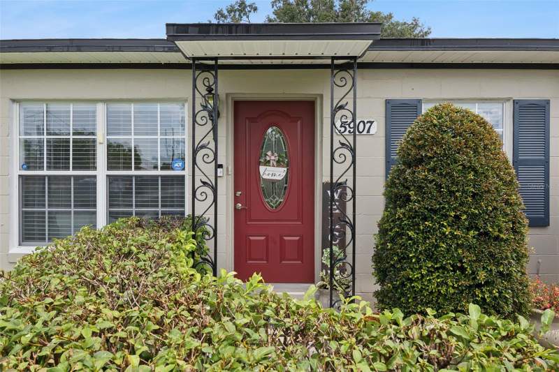 4 bedroom Single Family Residence at 5907 DAHLIA DRIVE, AZALEA PARK SEC 06, ORLANDO — photo 2