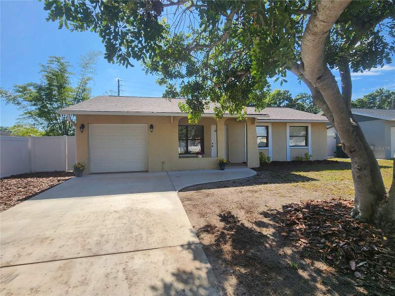 13010 CUMBERLAND DRIVE home for sale in Cumberland Park