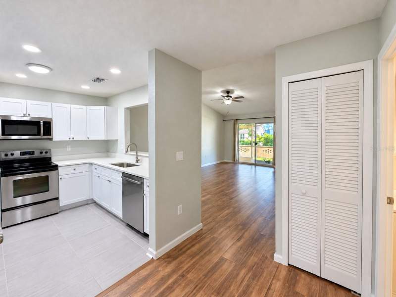 2 bedroom Townhouse at 3213 Queen Palms Court, Grand Palms, Kissimmee — photo 4