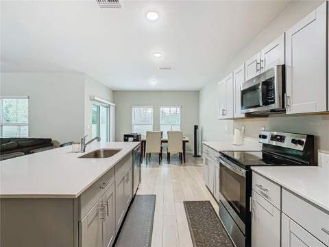 5381 Maddie Drive, Haines City FL - photo 12 of 66