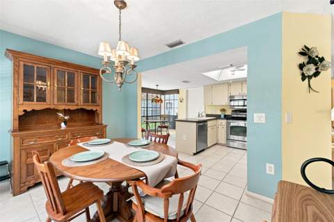 6695 Pin Oak Court, Spring Hill FL - photo 16 of 35