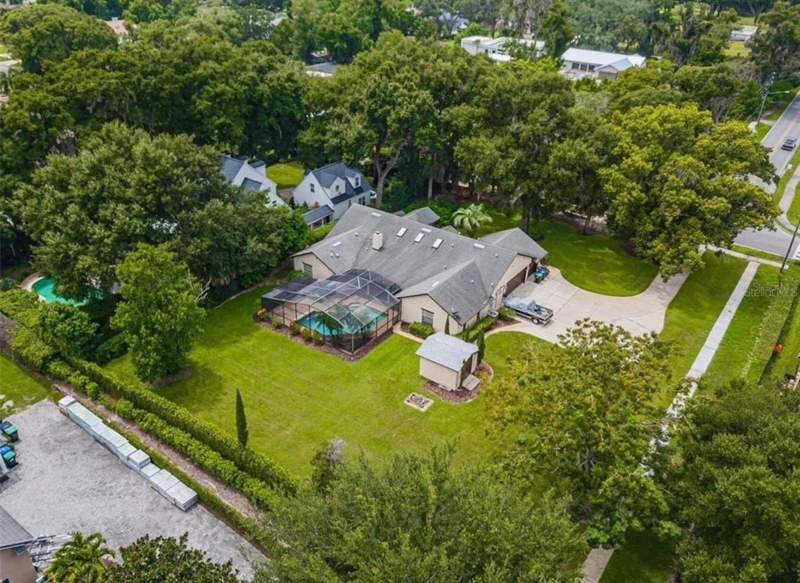 4 bedroom Single Family Residence at 1407 Hempel Avenue, Gotha Town, Windermere — photo 2