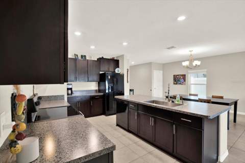 7505 Samuel Ivy Drive, Tampa FL - photo 14 of 62