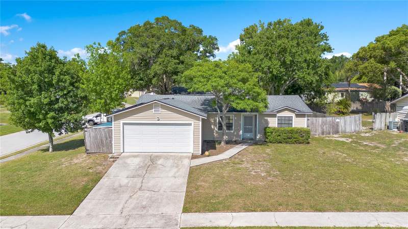 3 bedroom Single Family Residence at 370 N Lake Avenue, Dream Lake, Apopka — photo 3