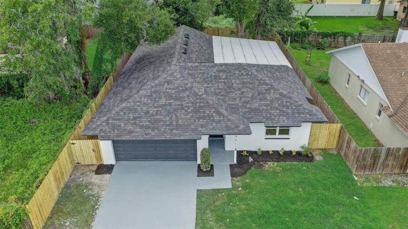 4 bedroom Single Family Residence at 7711 Lakeside Woods Drive, Lakeside Woods, Orlando — photo 2