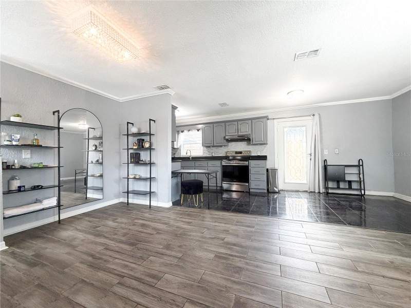 3 bedroom Single Family Residence at 141 S Hiawassee Road, Westmont, Orlando — photo 4