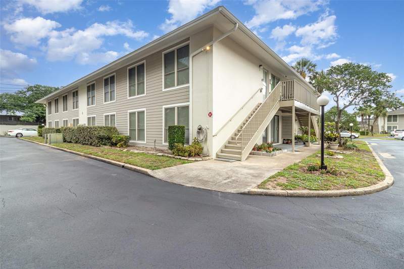 Mai Kai Apartments