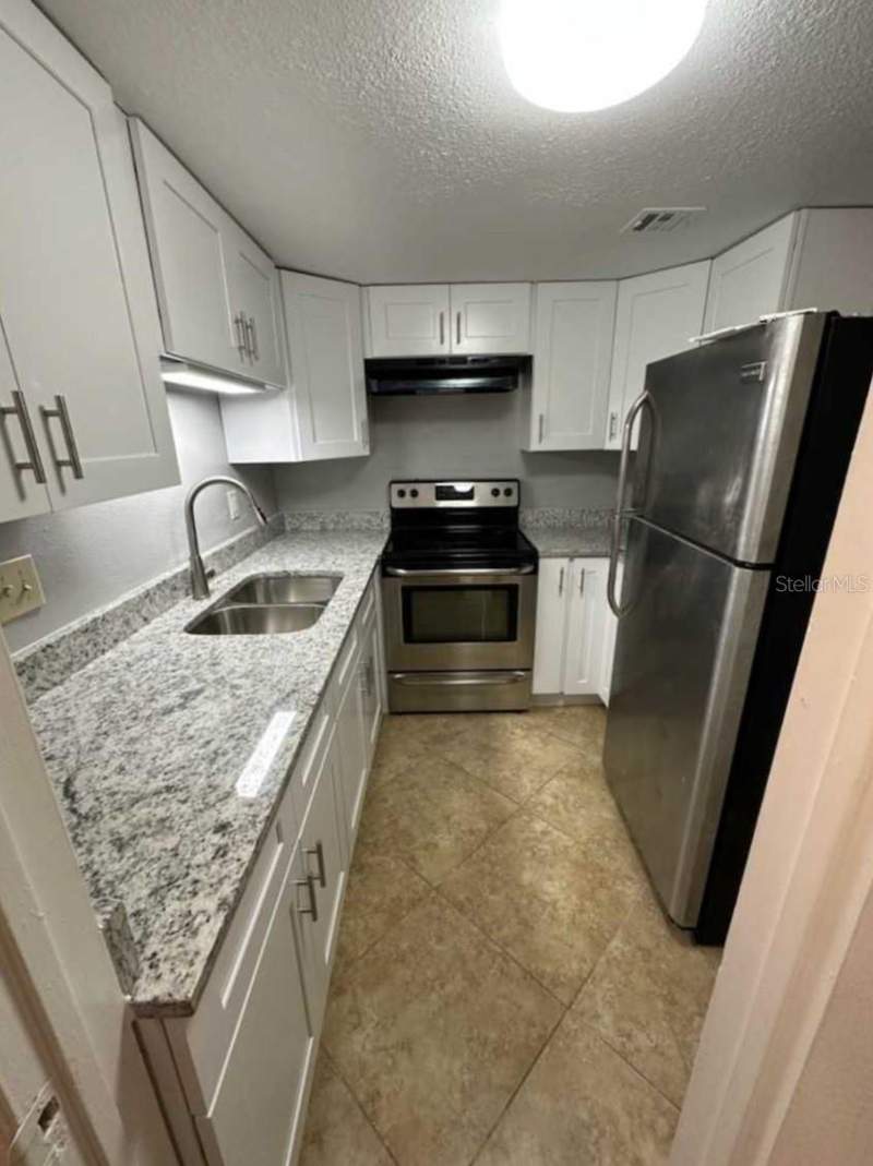 1 bedroom Condominium at 4149 S Semoran Boulevard #17, Avalion, Orlando — photo 4