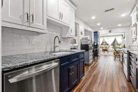 7427 Heather Walk Drive, Weeki Wachee FL - photo 8 of 27