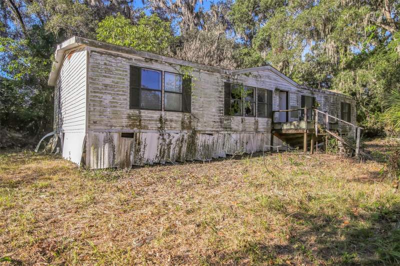 4 bedroom Single Family Residence at 19940 SW 109th Place, Tompkins & Georges Add, Dunnellon — photo 2