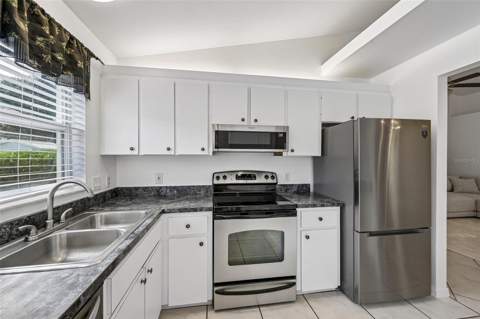 5684 Alden Garden Way, Sarasota FL - photo 16 of 40