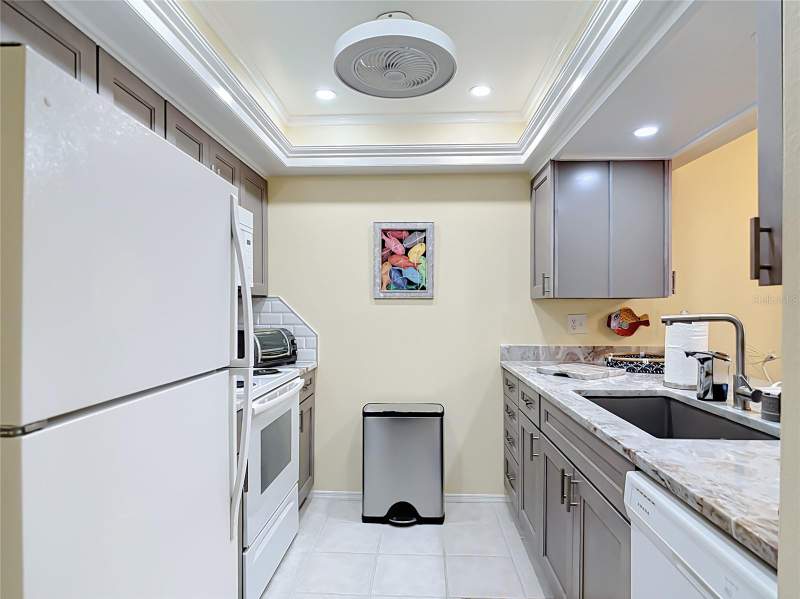 2 bedroom Condominium at 4064 Oakview Drive #D10, Tala Lakes Ph 02 Bldg D, Port Charlotte — photo 5