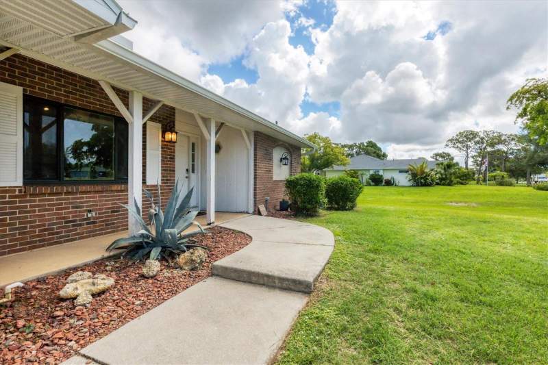3 bedroom Single Family Residence at 660 Gillespie Street, Bay Vista Estates, Englewood — photo 5