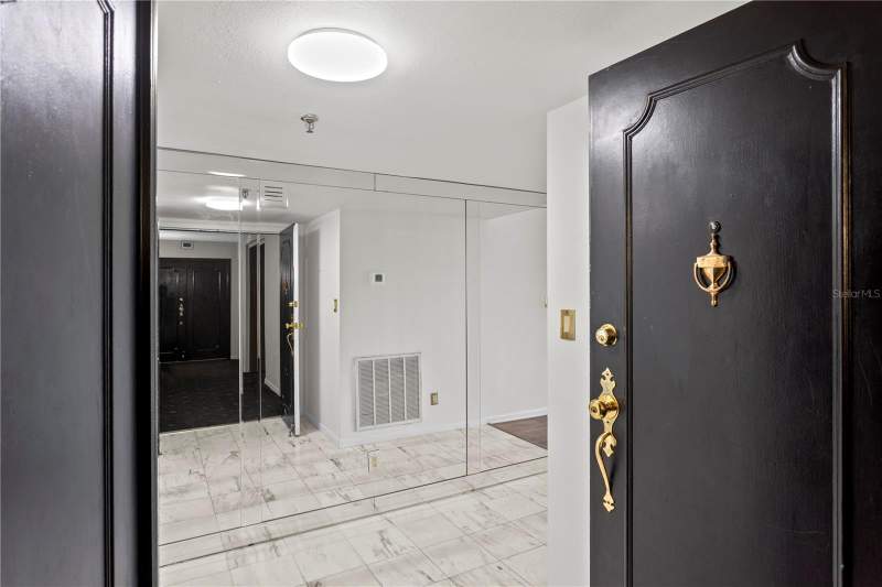 2 bedroom Condominium at 3301 Bayshore Boulevard #509A, Monte Carlo Towers A Condomini, Tampa — photo 4