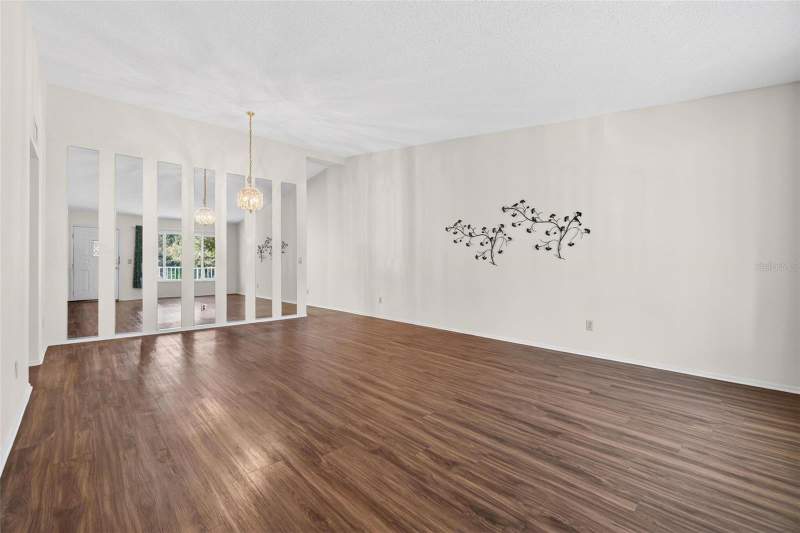 2 bedroom Condominium at 2220 Swedish Drive #56, On Top Of The World, Clearwater — photo 4