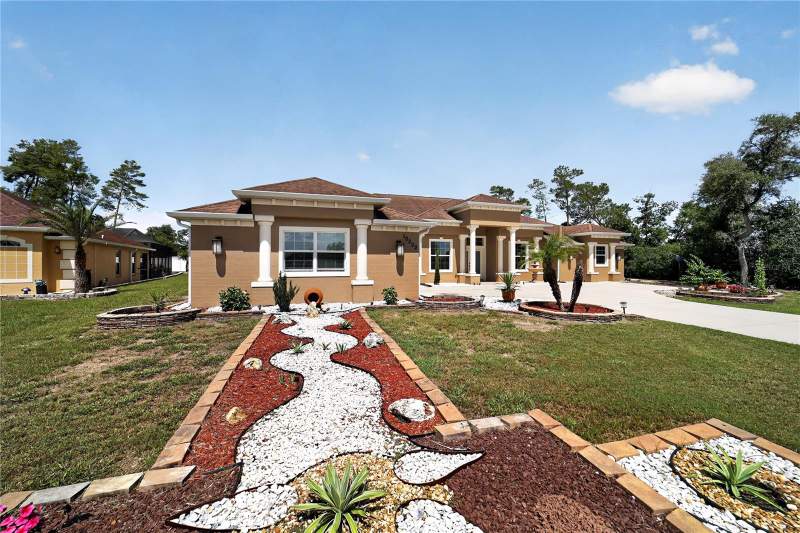 4 bedroom Single Family Residence at 10202 SW 41st Terrace, Ocala Waterway Estate, Ocala — photo 4