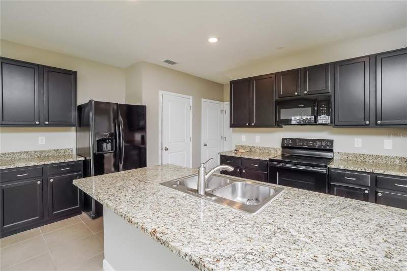 4 bedroom Single Family Residence at 16726 Secret Meadow Drive, South Branch Preserve Ph 1, Odessa — photo 3