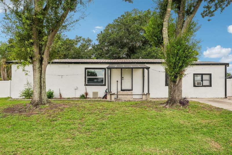 3 bedroom Manufactured Home at 8620 Indian Ridge Trail, Indian Ridge, Lakeland — photo 3