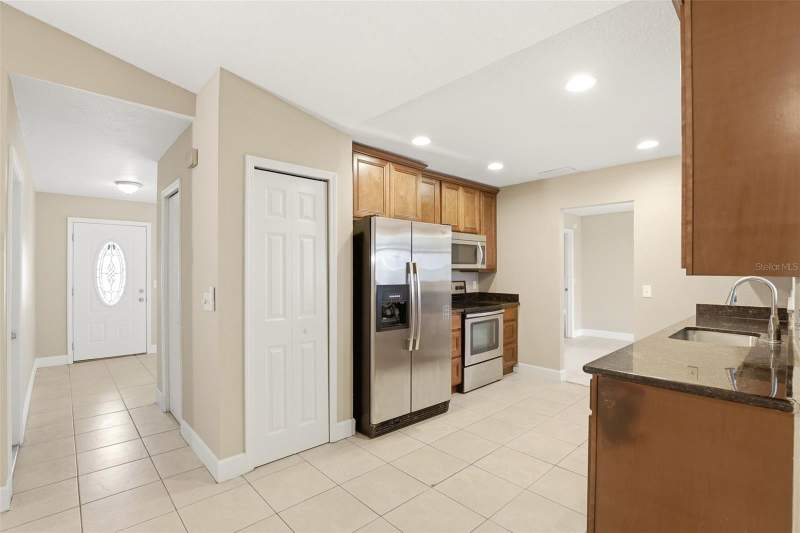 4 bedroom Single Family Residence at 7320 Wethersfield Drive, Clubhouse Estates, Orlando — photo 5