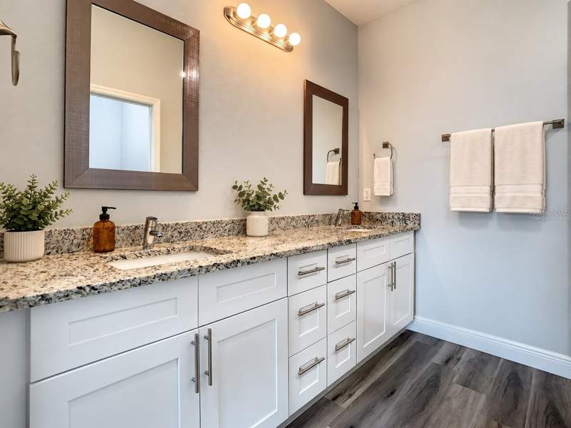 4 bedroom Single Family Residence at 1979 E Chapel Drive, Deltona Lakes Unit 65, Deltona — photo 5