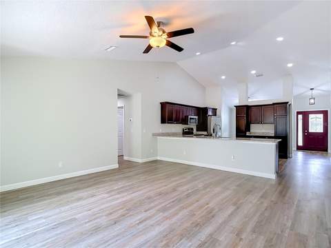 12491 Sparrow Hawk Avenue, Weeki Wachee FL - photo 18 of 44