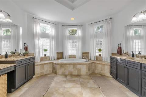 3021 Isola Bella Boulevard, Mount Dora FL - photo 23 of 95