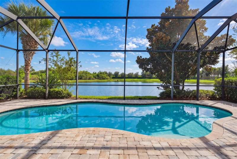 3 bedroom Single Family Residence at 12326 Blue Hill Trail, Mallory Park Ph I D & Ph II A, Bradenton — photo 2