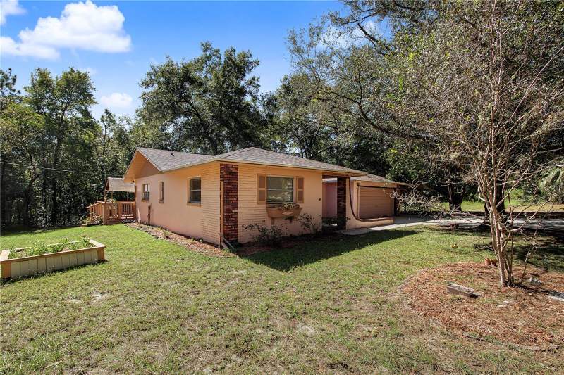 2 bedroom Single Family Residence at 1414 W Evergreen Drive, Citrus Spgs Unit 01, Citrus Springs — photo 2