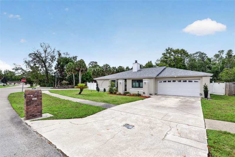 3 bedroom Single Family Residence at 575 Tiberon Cove Road, Tiberon Cove, Longwood — photo 4