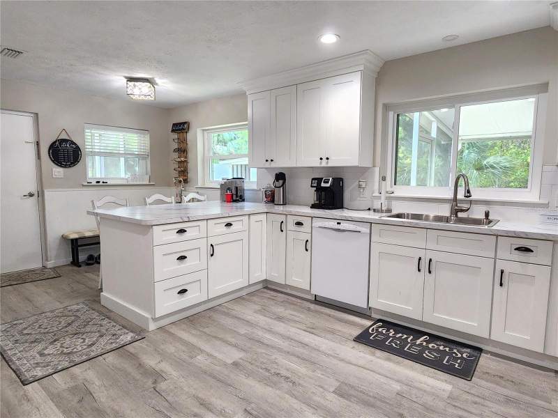 3 bedroom Single Family Residence at 24595 NE Highway 315, Town Of Orange Springs, Fort Mc Coy — photo 4