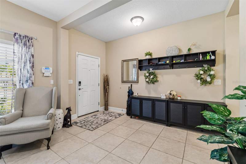 5 bedroom Single Family Residence at 7090 88th Ave N, St Hagop Church Sub, Pinellas Park — photo 4