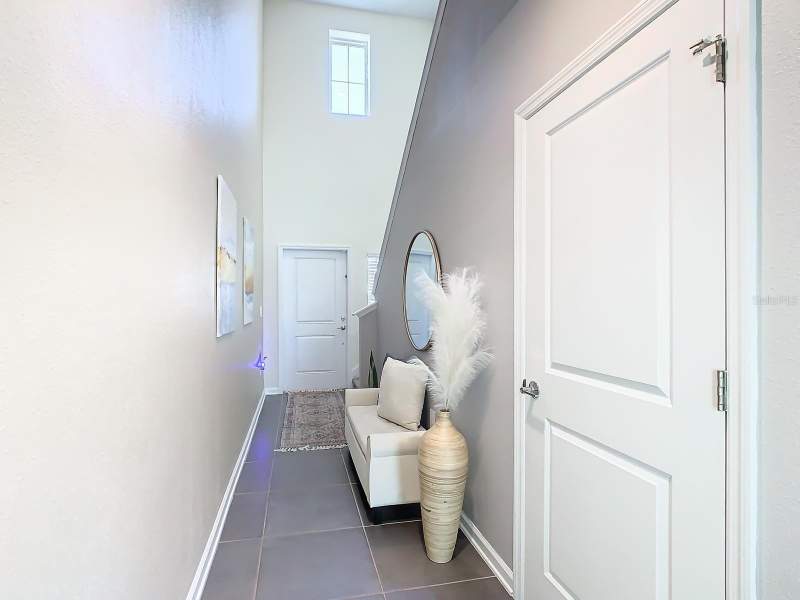 4 bedroom Single Family Residence at 1042 John Jacob Road, Astonia North, Davenport — photo 5